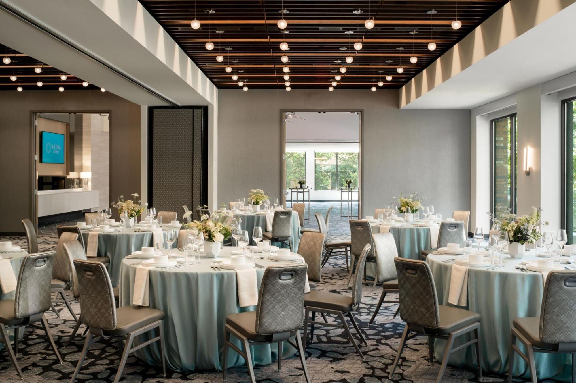 Astra Hotel, Seattle, A Tribute Portfolio Hotel By Marriott Extérieur photo