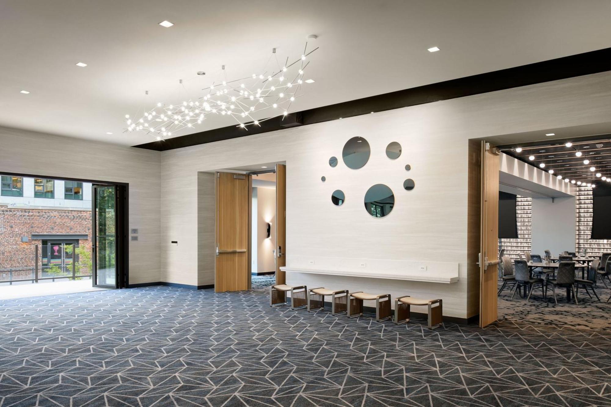 Astra Hotel, Seattle, A Tribute Portfolio Hotel By Marriott Extérieur photo